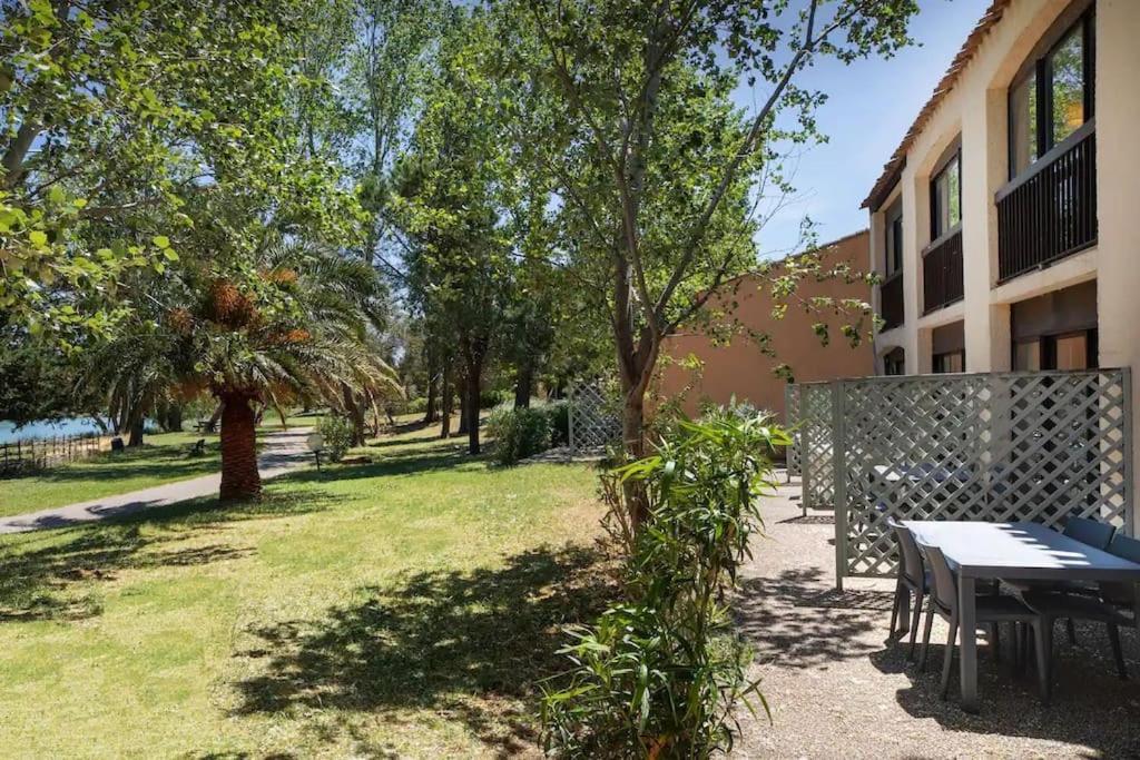 Appartement Residence Vacances Amandier Arles Extérieur photo